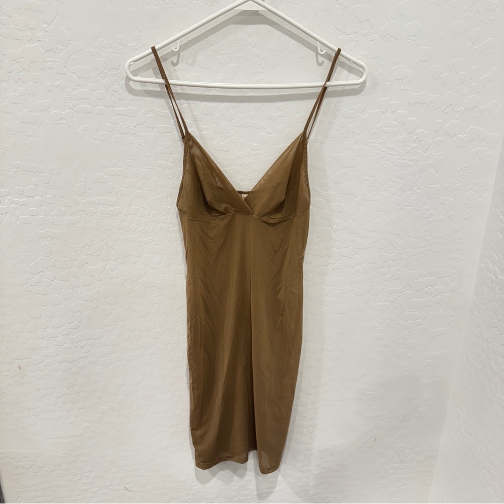 L'AGENCE Tan Mesh Nightgown Slip Dress Womens 6 Semi Sheer